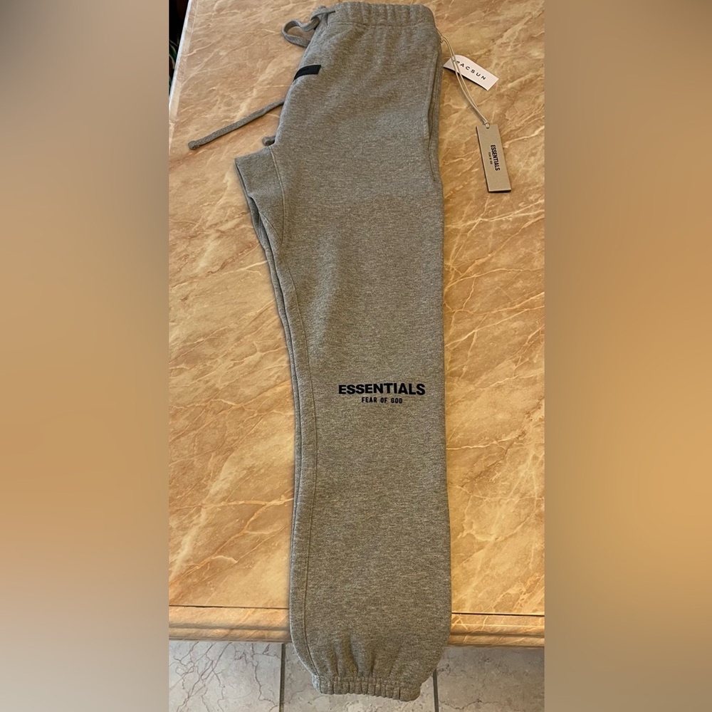 Fear of God Essentials Sweatpants ‘Dark Oatmeal’